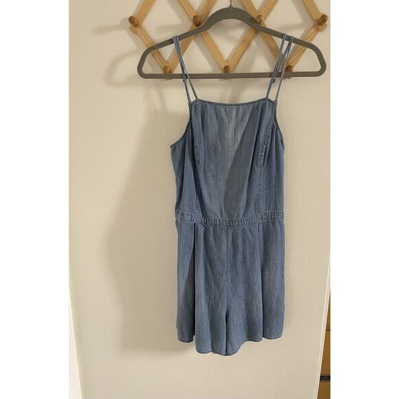 Hollister Romper Women's Medium Blue Light Denim Shorts Spaghetti Strap Summer - Picture 2 of 8
